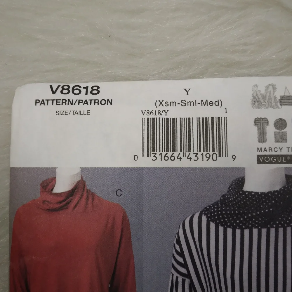 VOGUE V8618 Sz Xs-S-M Marcy Tilton Wearable Art Misses Top W/asymetrical Collar